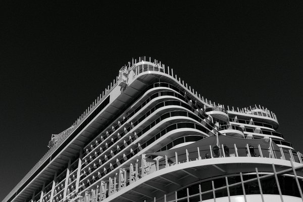 Quelles sont les règles à suivre pour une visite respectueuse des temples sacrés à Bali?